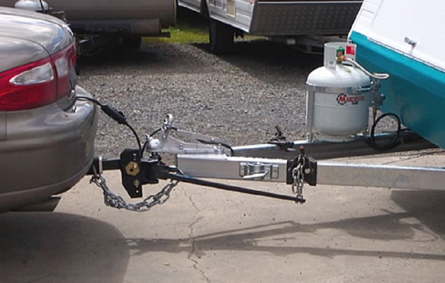 Weight Distribution Hitch on Trailer